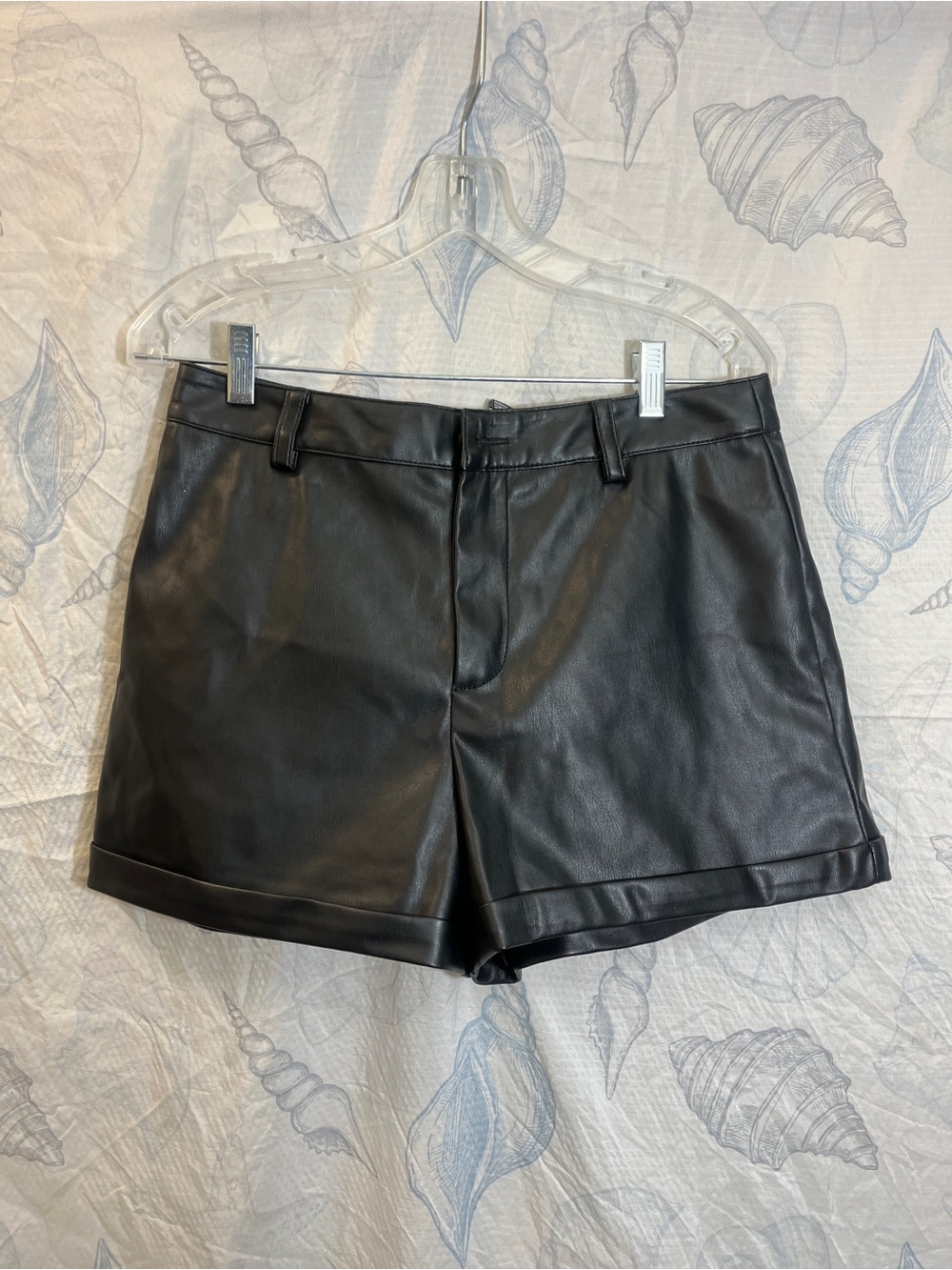 Forever 21 Black High-Waist Faux Leather Shorts